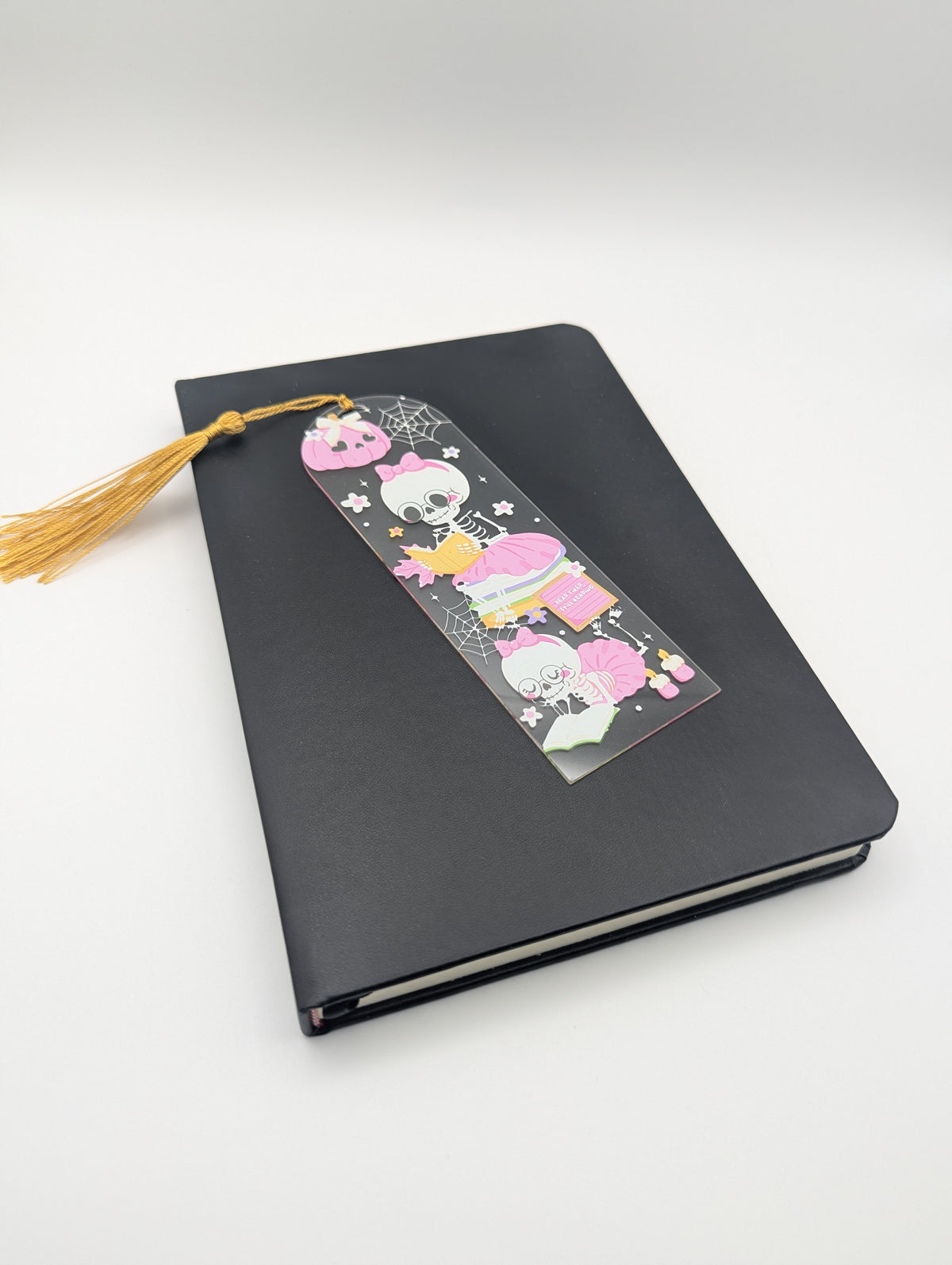 Marque-page Halloween Cosy – Squelette Lectrice